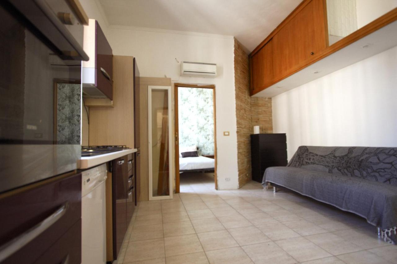 San Giovanni Holiday House Apartamento Roma Exterior foto