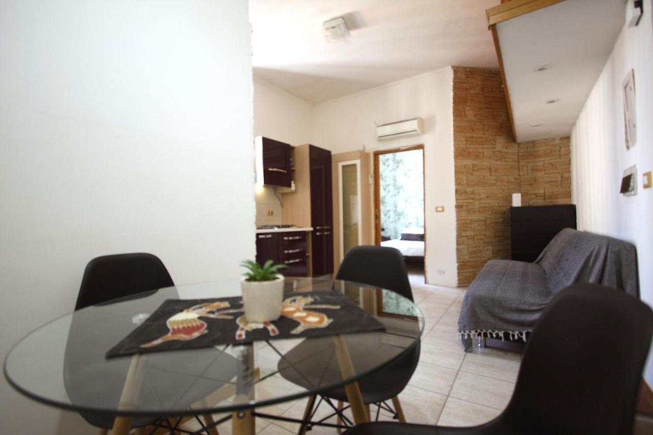 San Giovanni Holiday House Apartamento Roma Exterior foto